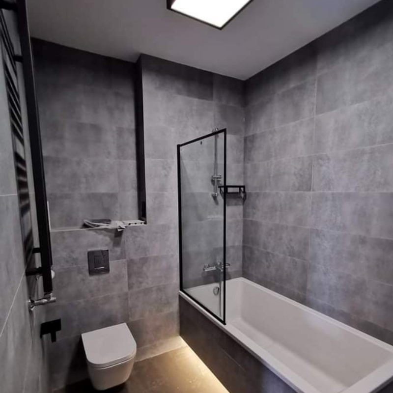 remont-łazienka-czarno-szara-łódź